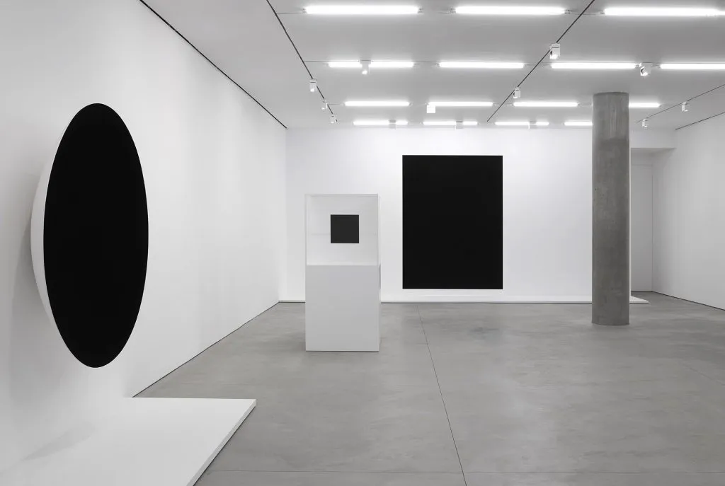 Artworks in Vantablack: void, emptiness and fertility